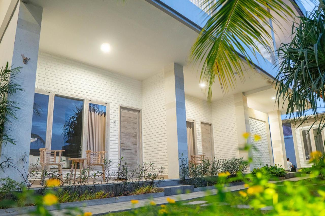 Berawa Dini Guesthouse Canggu  Luaran gambar